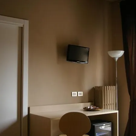 ベッド・アンド・ブレックファスト Solosonno レッコ